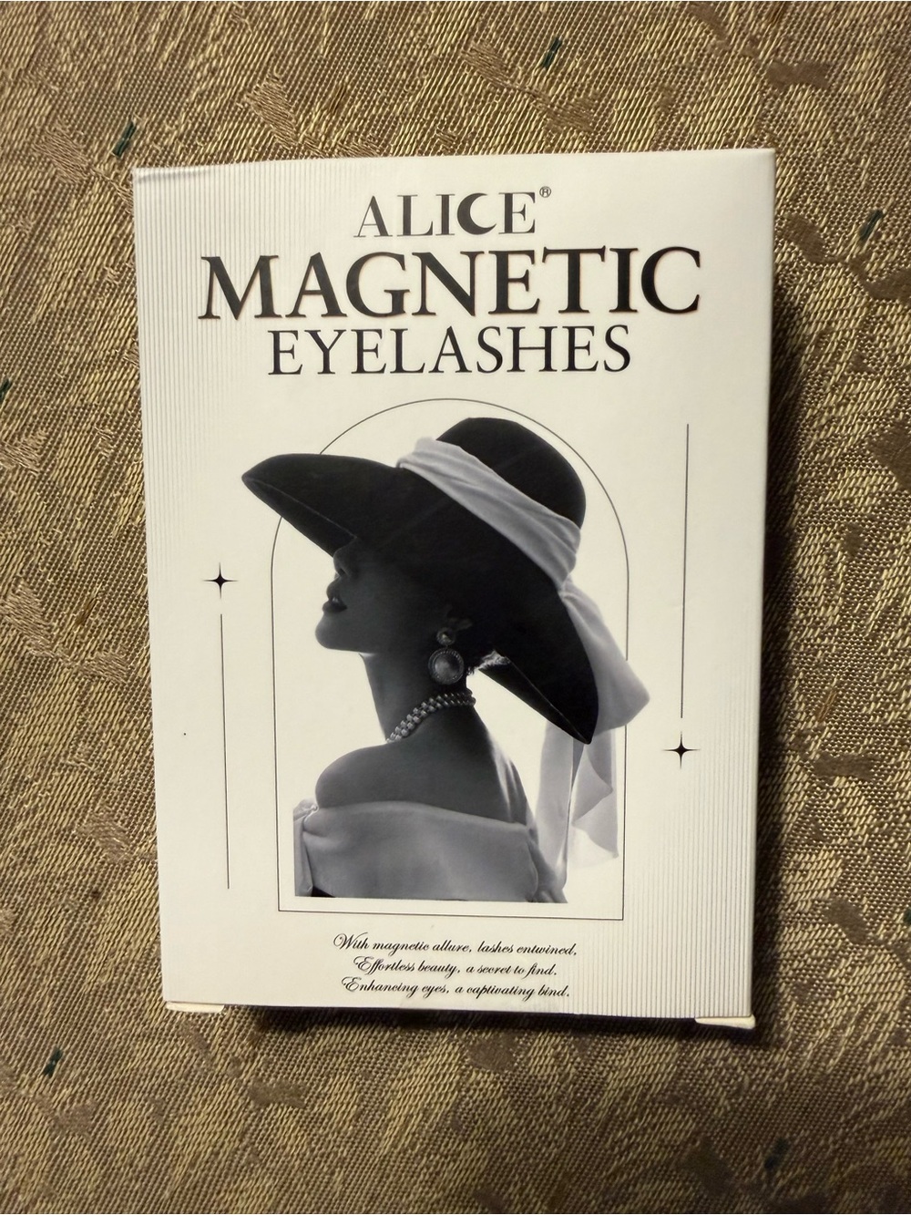 Alice Magnetic Eyelashes - Black